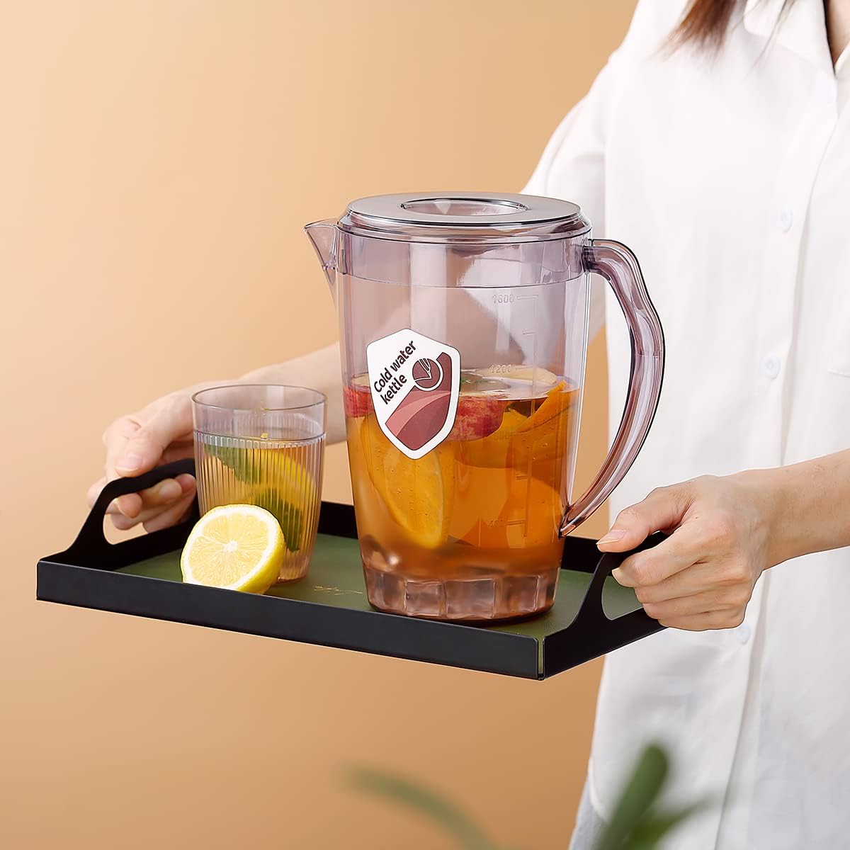HOMQUEN Plastic Pitcher, 60 Oz/1.8L Water Carafe with Lid, Iced Tea Pitcher, Jar Pitcher, Jug with Handle for Tea, Juices, Milk, Cold or Hot Beverages (1 Pack/Gray)