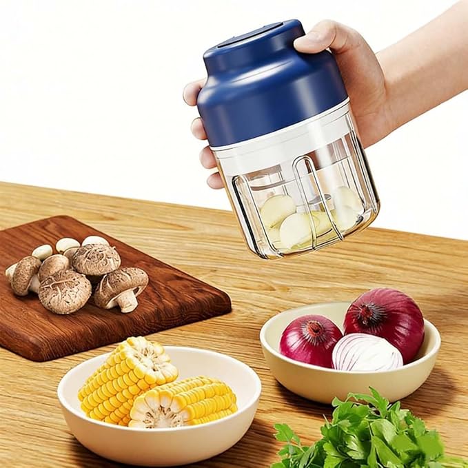 Household Electric Garlic Crusher, Electric Garlic Chopper, Mini Portable Veggie Chopper with 4/6 Stainless Steel Blades, Wireless Rechargeable Food Cutter for Garlic, Onion, Chili (2PCS-A,320ML)